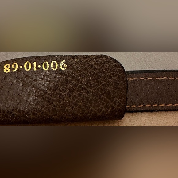 ***Sold via Merc@ri Platform*** Authentic Gucci - Picture 7 of 10